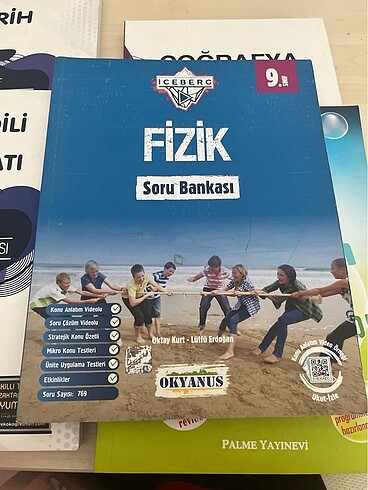 kitapların hepsi set halinde 200 tl