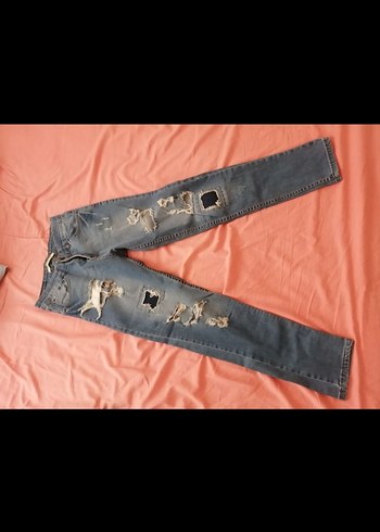 Grunge Tarzı Yırtık Detaylı Mavi Skinny Jean