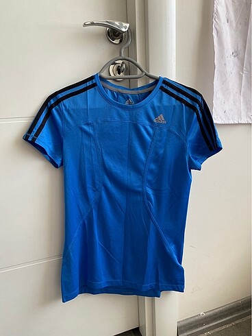 Adidas Tişört