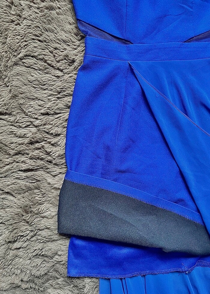 Beli Pencereli A kesim Kısa Etek Uzun Tül Saks Mavisi Abiye - Görsel 4