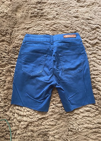 Batik Mavi Denim Kesik Paça Şort - Görsel 2