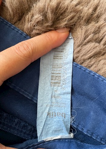 Batik Mavi Denim Kesik Paça Şort - Görsel 8