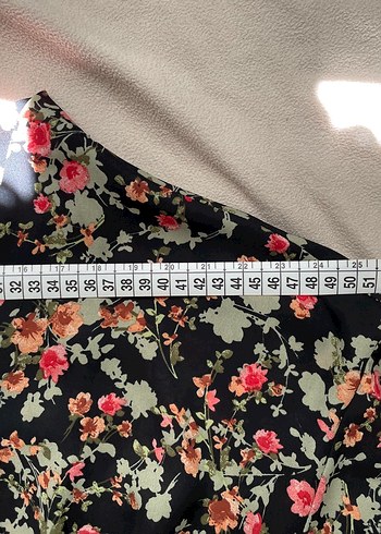 CHIMA Çiçek Desenli V Yakalı Kapri Kol Lastikli Elbise - Görsel 7