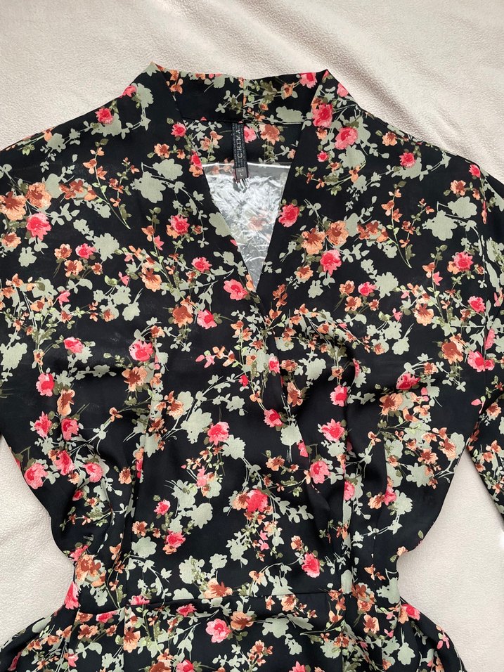 CHIMA Çiçek Desenli V Yakalı Kapri Kol Lastikli Elbise - Görsel 5