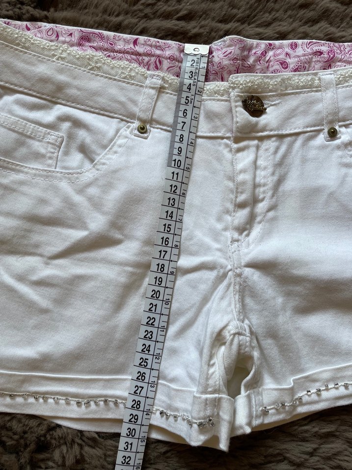 Nakışlı Boncuklu Beyaz Mini Pamuk Kot Şort - Görsel 5