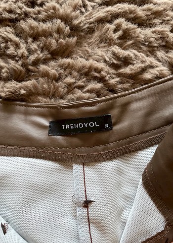 Düğmeli Kahverengi Cepli Deri Kadın Pantolon - Görsel 4