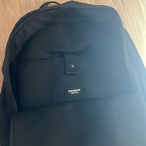  Beden Pull and bear sırt çantası