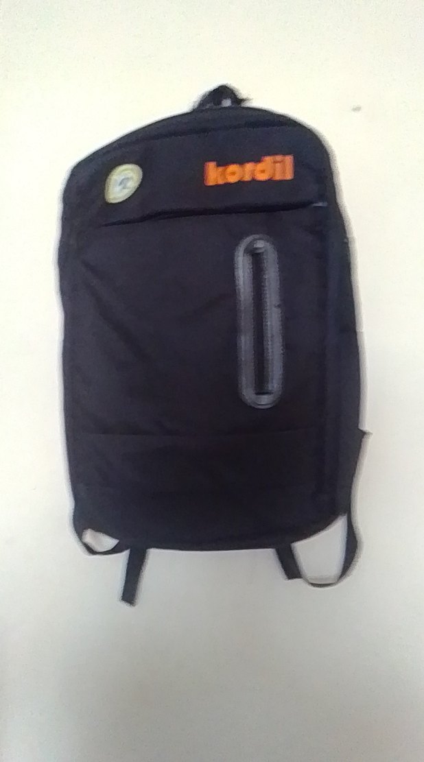 Siyah Minimalist Fermuarlı Erkek Sırt Çantası - Görsel 2