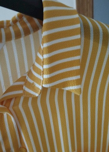 Sarı Çizgili Düğmeli Kadın Gömlek - Görsel 8