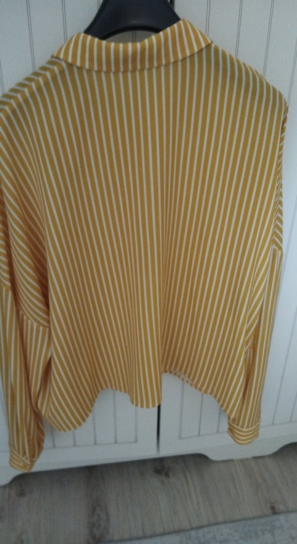 Sarı Çizgili Düğmeli Kadın Gömlek - Görsel 5