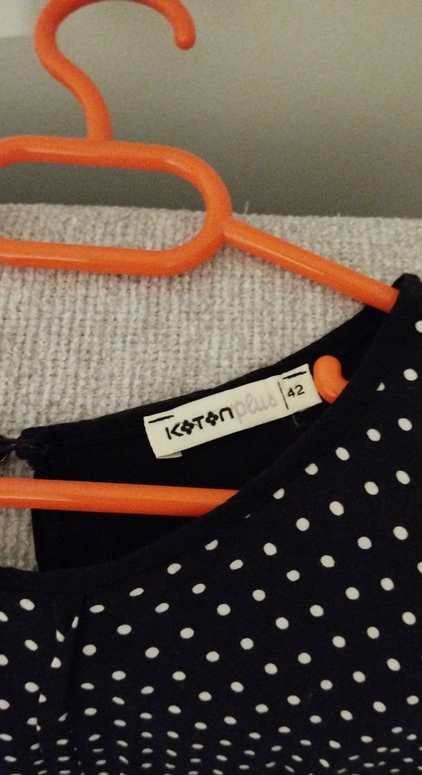 Siyah Puantiyeli yuvarlak yaka bluz - Görsel 2