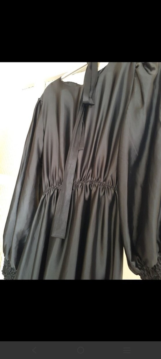 Kolu gipeli Uzun Siyah Saten elbise - Görsel 2