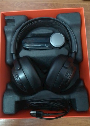 Steelseries Kablosuz Siyah Kulaklık - Görsel 2