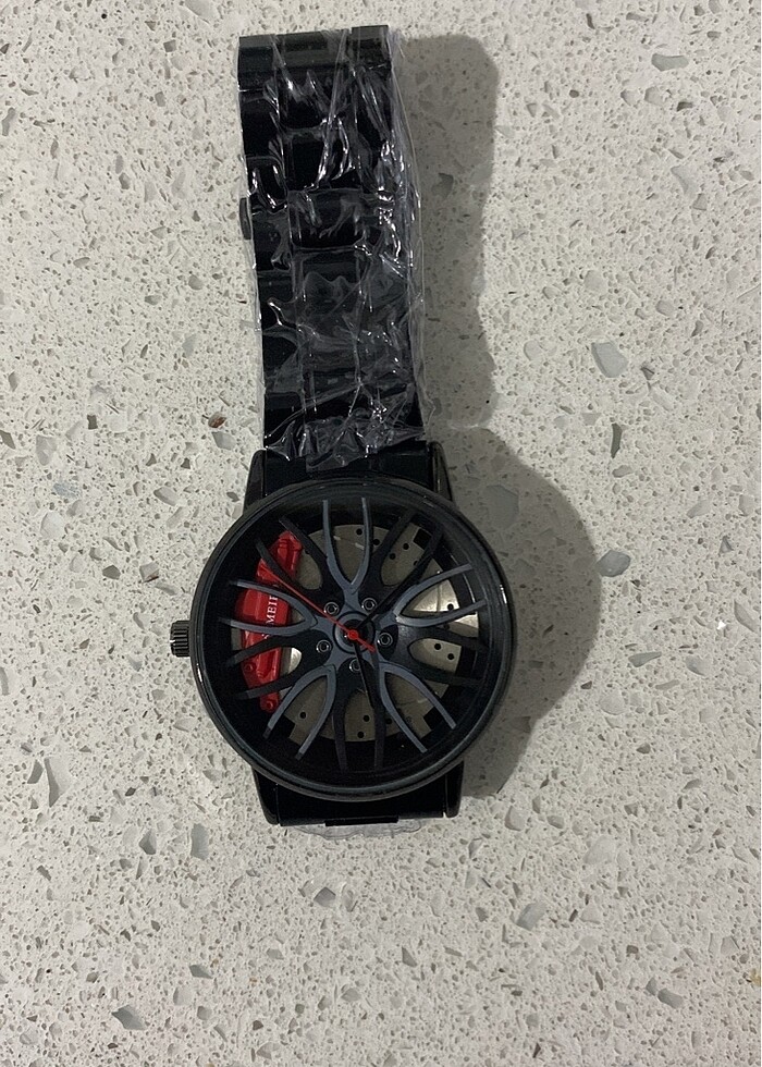 Saat ve yanındaki aksesuarlarını - Görsel 4