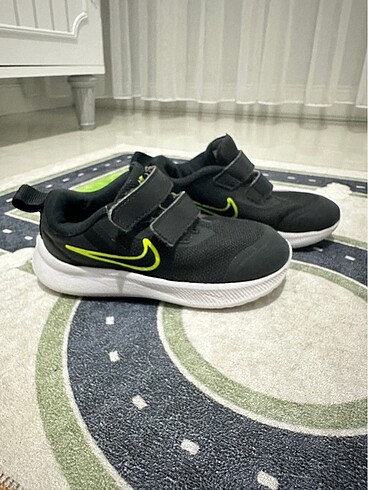 25 Beden Nike çocuk spor ayakkabı