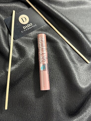Maybeline SKY mascara