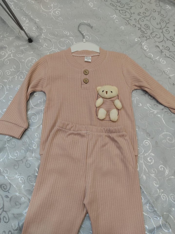 Uzun Kollu Düğmeli Bebek Kız Takımı - Görsel 3