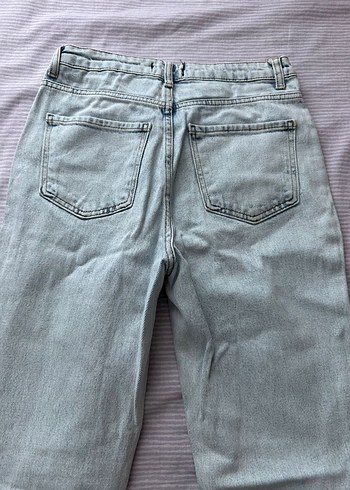 Yırtmaç Detaylı Gri Midi Kadın Kot Pantolon - Görsel 5