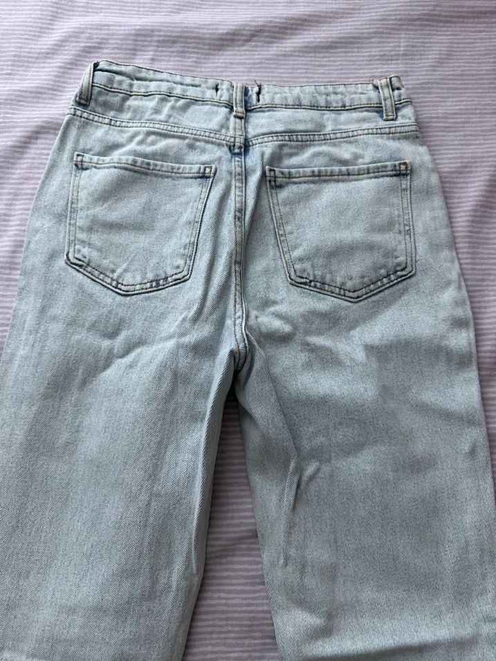 Yırtmaç Detaylı Gri Midi Kadın Kot Pantolon - Görsel 5