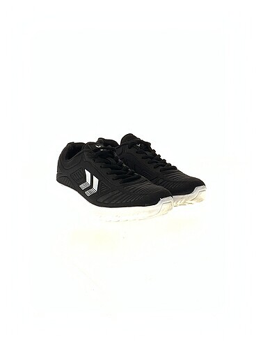 Hummel Hummel Spor Ayakkabı %70 İndirimli.