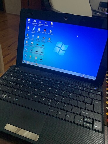 Asus Eee PC