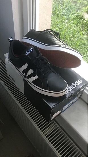 Adidas ayakkabi