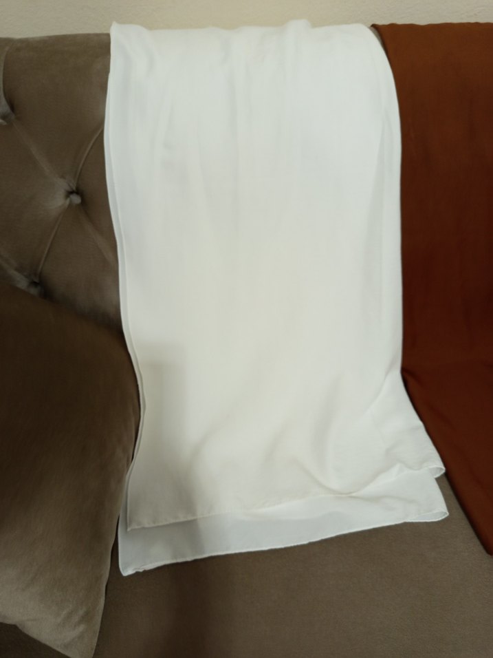 Bej Parlak Kadın Drapeli Şal - Görsel 3