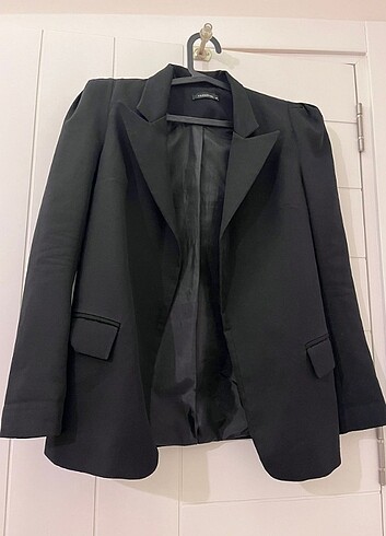 Kemerlı blazer ceket