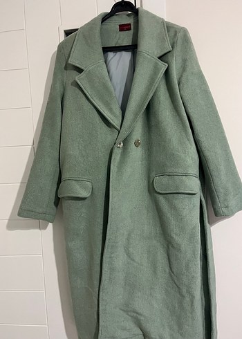 Düğmeli Uzun Yeşil Kadın Kaban - Görsel 2