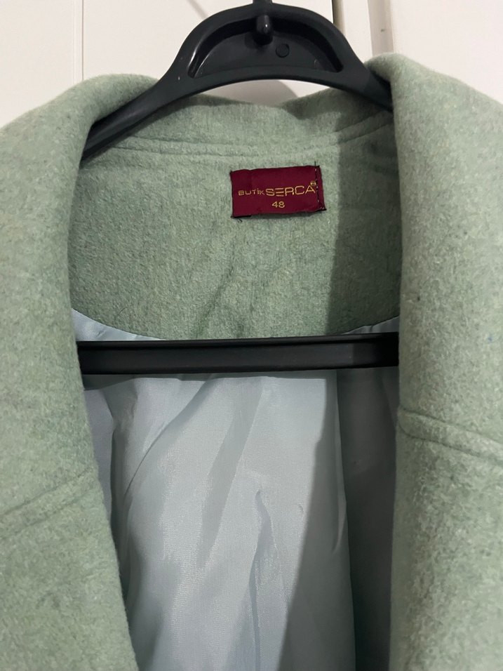 Düğmeli Uzun Yeşil Kadın Kaban - Görsel 3