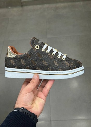 Guess desenli deri ayakkabı - Görsel 6