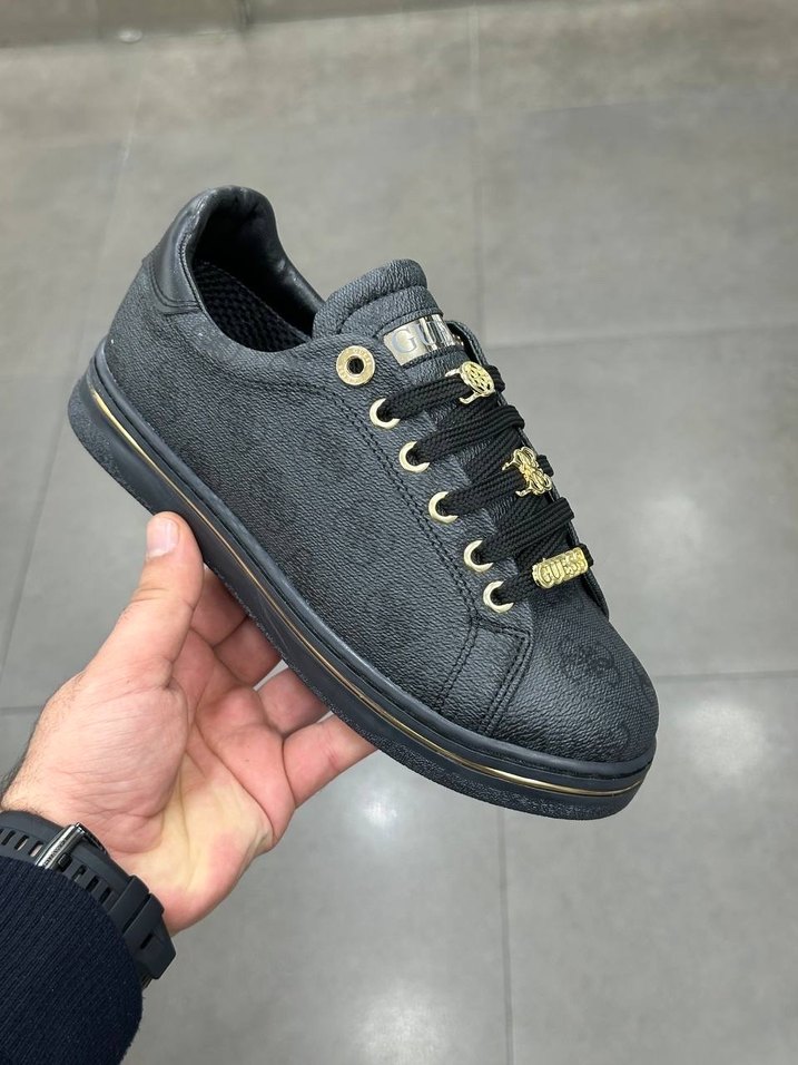 Guess desenli deri ayakkabı - Görsel 3