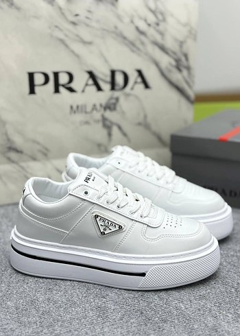 Prada premium kalite kutulu belgeli ayakkabı - Görsel 2