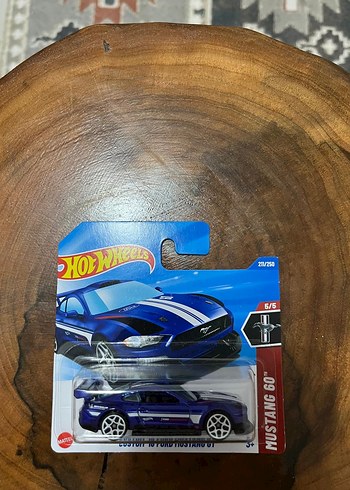 Hot Wheels Mavi Mustang Oyuncak Araba