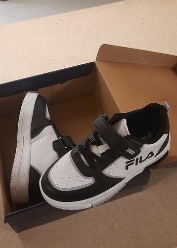 Fila Fila Erkek Çocuk Spor Ayakkabı 32 numara