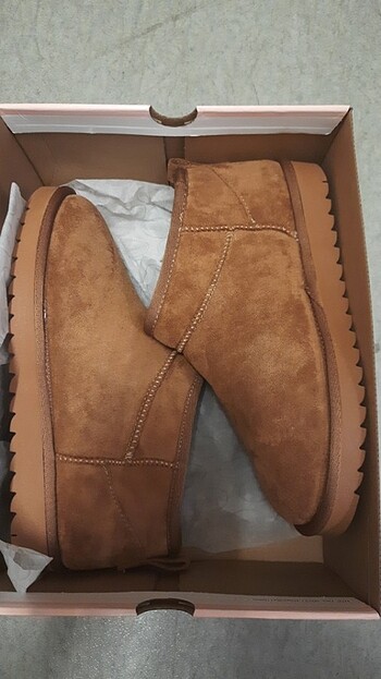 Kadın 39 numara ugg