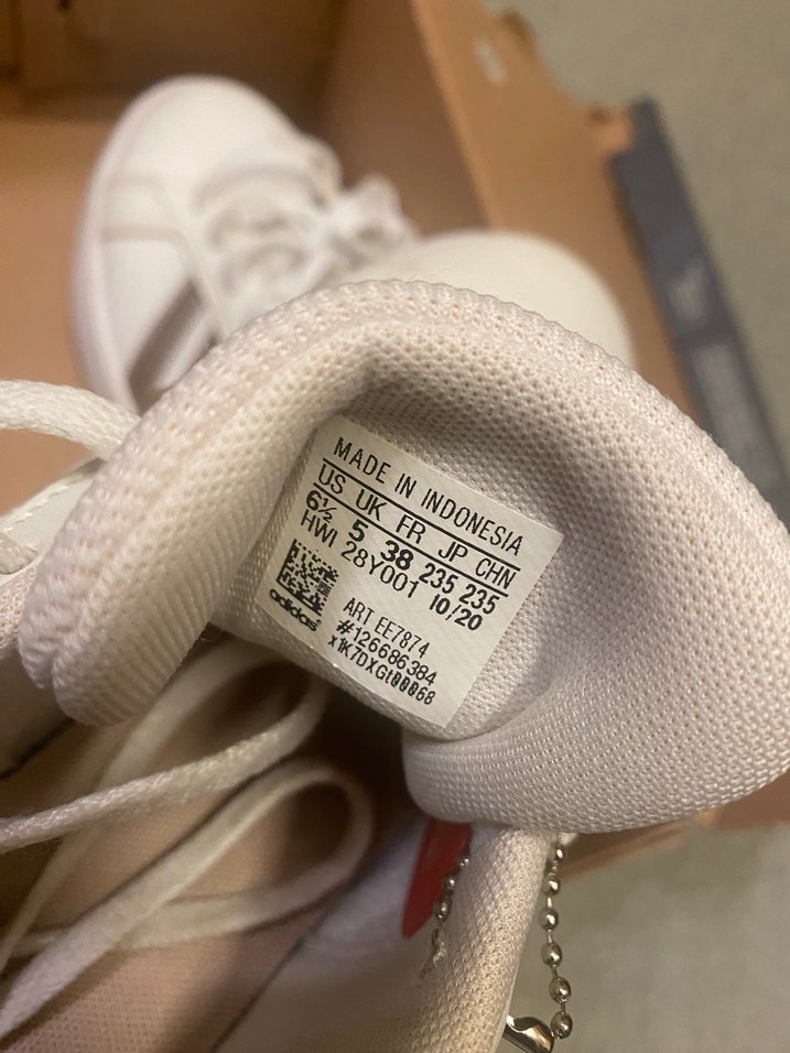 Kadın Beyaz Adidas Spor Ayakkabı - Görsel 4