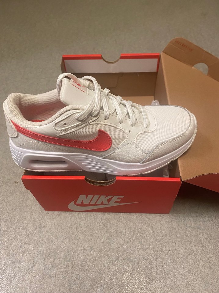 Beyaz Pembe Desenli Nike Spor Ayakkabı - Görsel 4