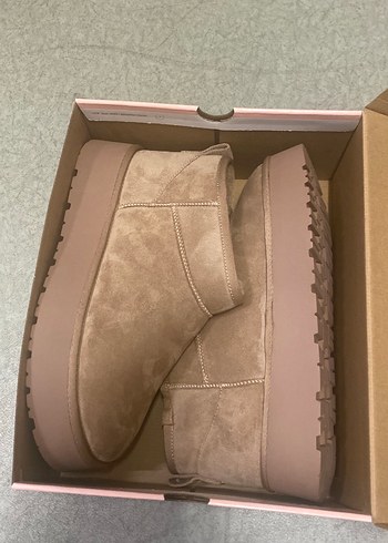 Bej Süet Kürklü Kadın Dolgu Topuk Bot - Görsel 4