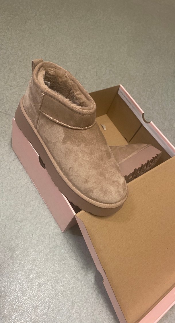 Bej Süet Kürklü Kadın Dolgu Topuk Bot - Görsel 2