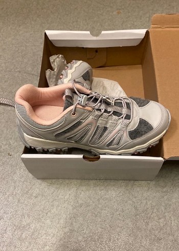 Gri Bağcıklı Kadın Spor Ayakkabı - Görsel 3