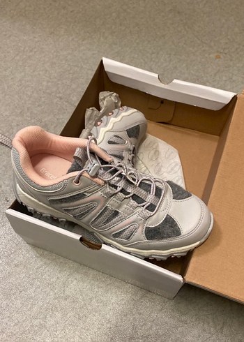 Gri Bağcıklı Kadın Spor Ayakkabı - Görsel 2