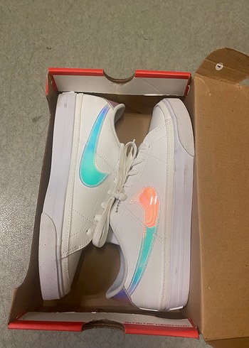 Nike Beyaz Kadın Spor Ayakkabı Velcro - Görsel 3