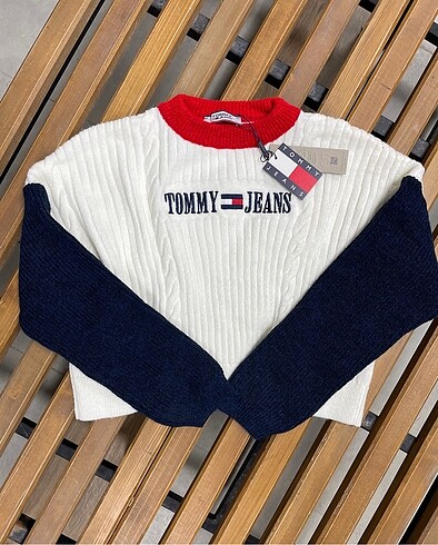 Tommy Hilfiger Kazak