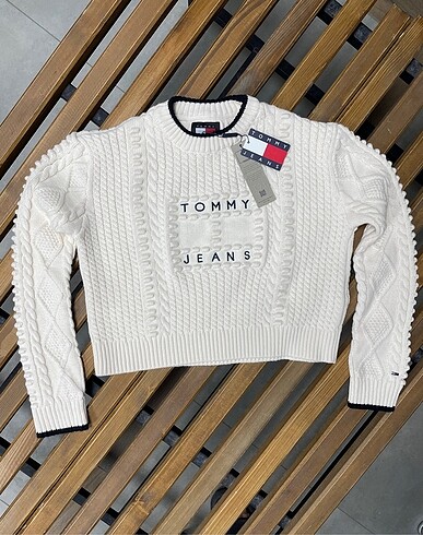 Tommy Hilfiger Kazak