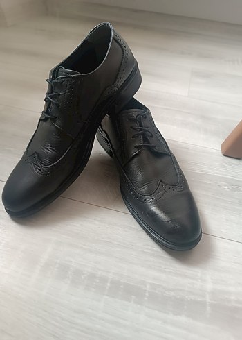 Siyah Bağcıklı Klasik Erkek Ayakkabı