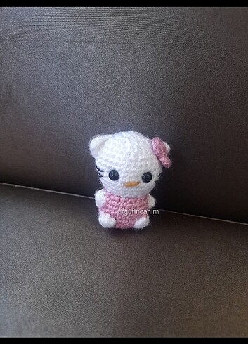 Diğer Hello Kitty Amigurumi