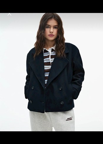 s Beden Pull&Bear Kısa Kaşe Kaban