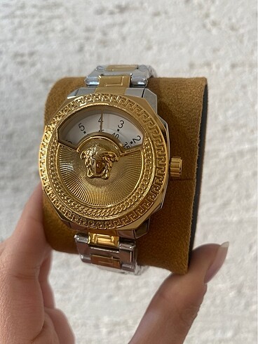 Beden Versace Kol Saati
