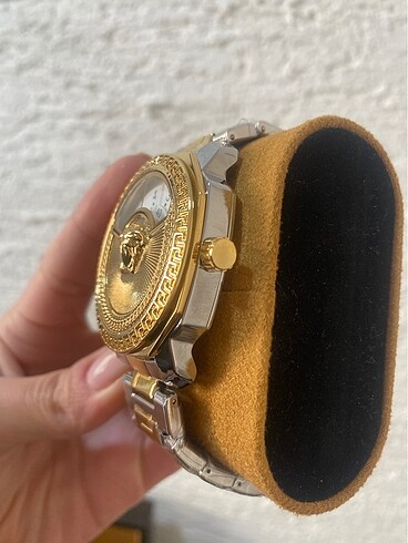 Beden altın Renk Versace Kol Saati